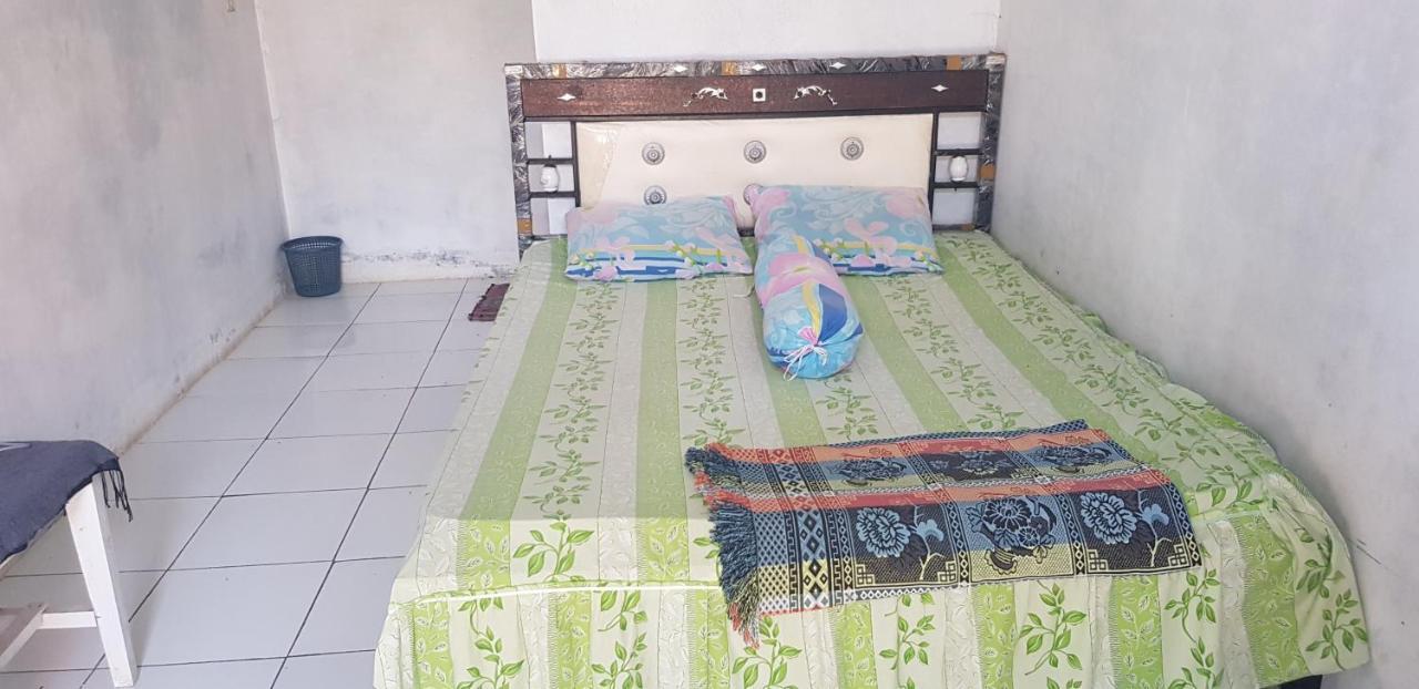 Spot On 90018 Villa Zane Reynold Karanghawu 外观 照片